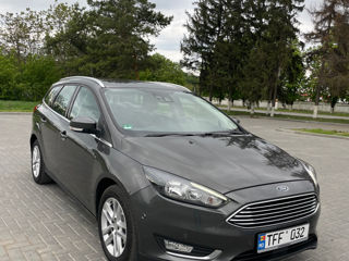 Ford Focus foto 2