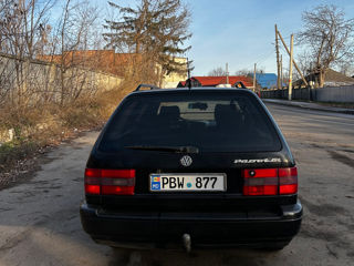 Volkswagen Passat foto 2