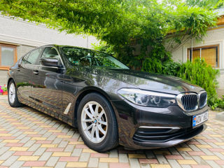 BMW 5 Series foto 10