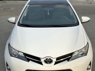 Toyota Auris foto 2