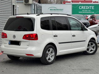 Volkswagen Touran foto 5