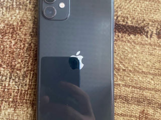 Se vinde iPhone 11 foto 6