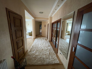 Apartament cu 3 camere, 109 m², Centru, Chișinău foto 6