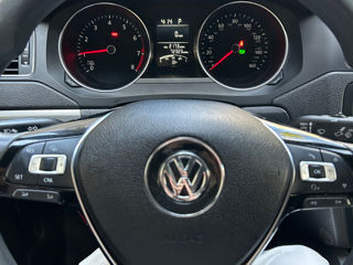 Volkswagen Jetta foto 7