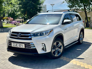 Toyota Highlander foto 2