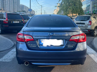 Subaru Legacy foto 6