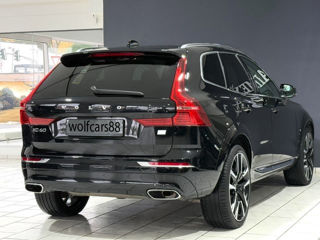 Volvo XC60 foto 2