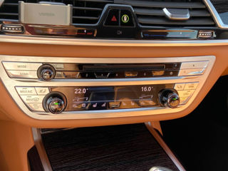 BMW 7 Series foto 16