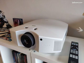 Sony VPL - HW55ES  фото 0