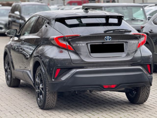 Toyota C-HR foto 3