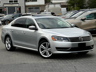 Volkswagen Passat foto 1