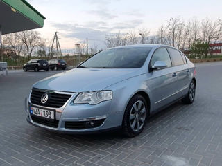 Volkswagen Passat foto 2