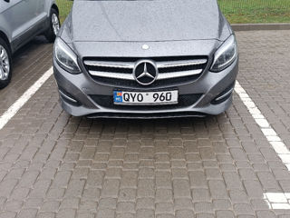 Mercedes B-Class foto 10