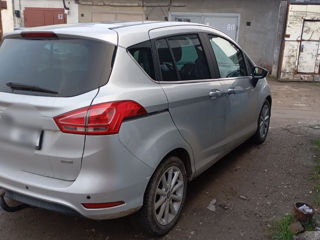 Ford B-Max foto 5