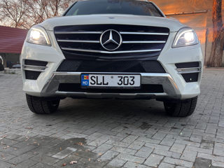 Mercedes M-Class foto 9