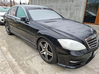 Mercedes S-Class foto 2