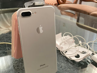 7 Plus 32GB Silver Original Fără reparație foto 3