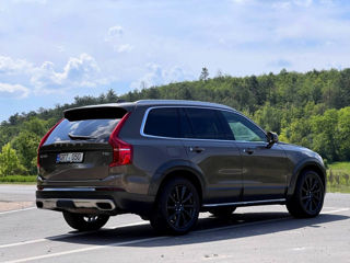 Volvo XC90 foto 18