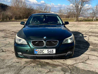 BMW 5 Series foto 3