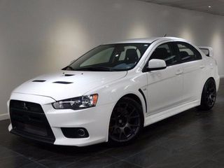 Mitsubishi Lancer foto 1