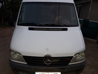 Mercedes Sprinter 311 foto 1