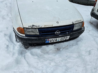 Opel la piese foto 2