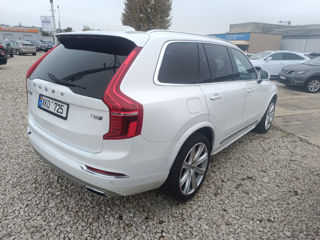 Volvo XC90 foto 4