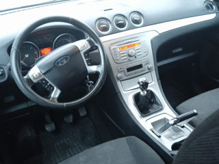 Ford Galaxy foto 10