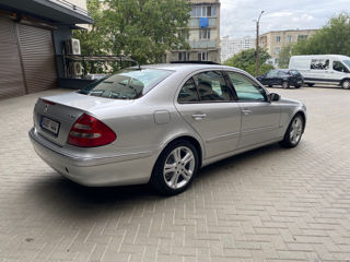 Mercedes E-Class foto 4