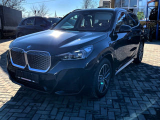 BMW iX1 фото 3