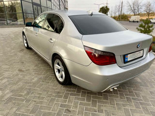 BMW 5 Series фото 4