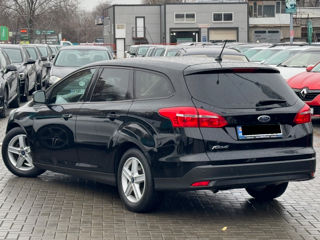 Ford Focus foto 4