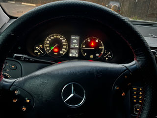 Mercedes C-Class foto 10