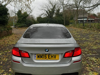 BMW 5 Series foto 6