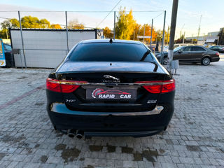 Jaguar XF foto 7