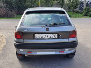 Opel Astra foto 4