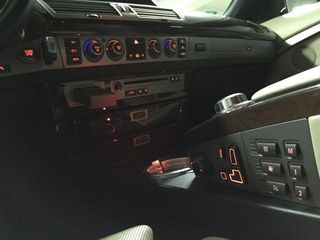 BMW 7 Series foto 8