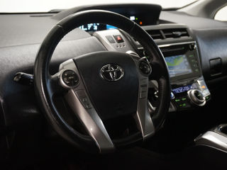 Toyota Prius + foto 6