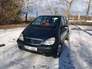 Mercedes A-Class foto 9