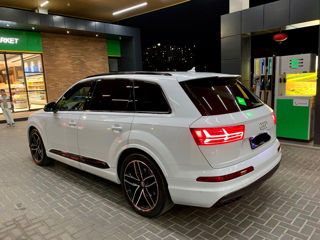 Audi Q7 foto 3