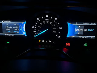 Ford Fusion фото 8
