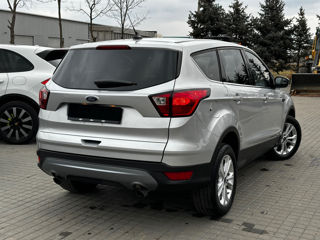 Ford Escape foto 6