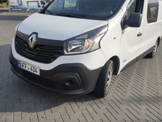 Renault Trafic foto 2