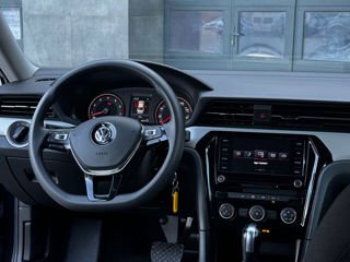 Volkswagen Passat foto 4