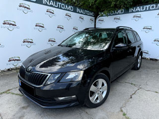 Skoda Octavia foto 2