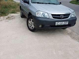 Mazda Tribute foto 2