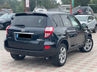 Toyota Rav 4 foto 3