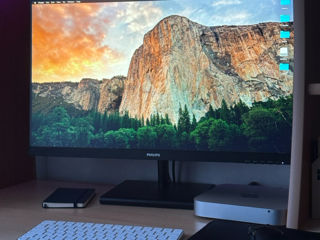 Set Mac Monitor Magic Keyboard Mouse