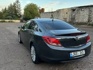 Opel Insignia foto 3