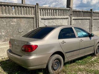 Toyota Corolla ,verso 2.0.2.2 D-cat 2003- 2008 foto 2